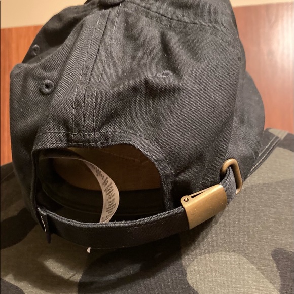 Vans hat - Picture 3 of 4